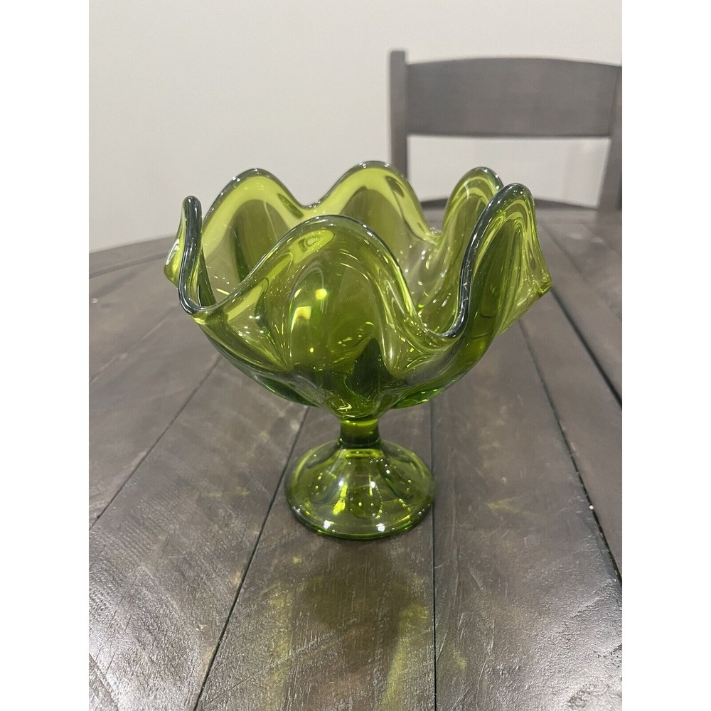 Viking Green Swung Glass Handkerchief Vase 5.75" x 6" Pedestal‎ 6 Petal